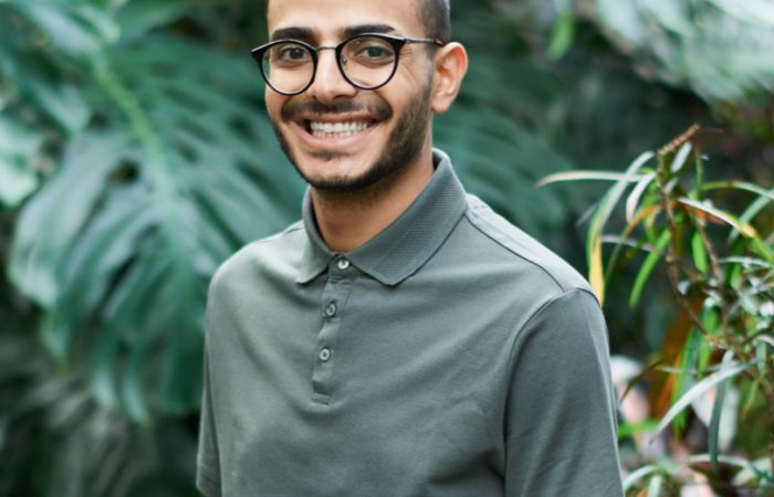 pexels-fauxels-3228884